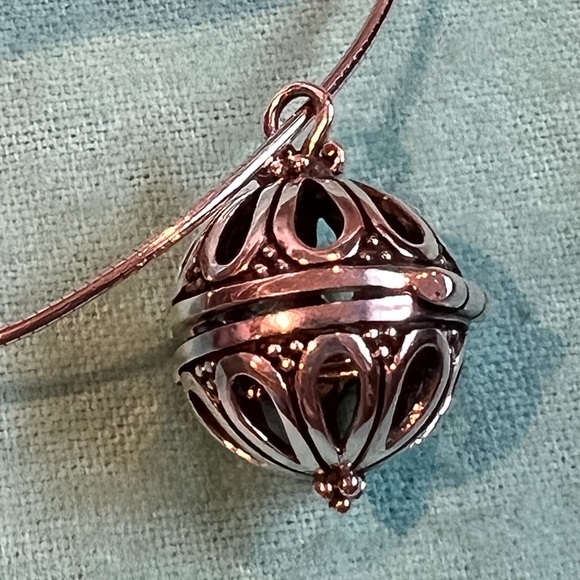 Tiffany chain with birdcage locket - Picture 5 of 8